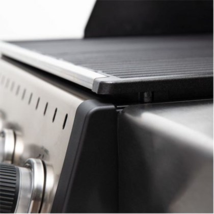 Broil King Baron 590 IRX Shadow Gas Grill (10)
